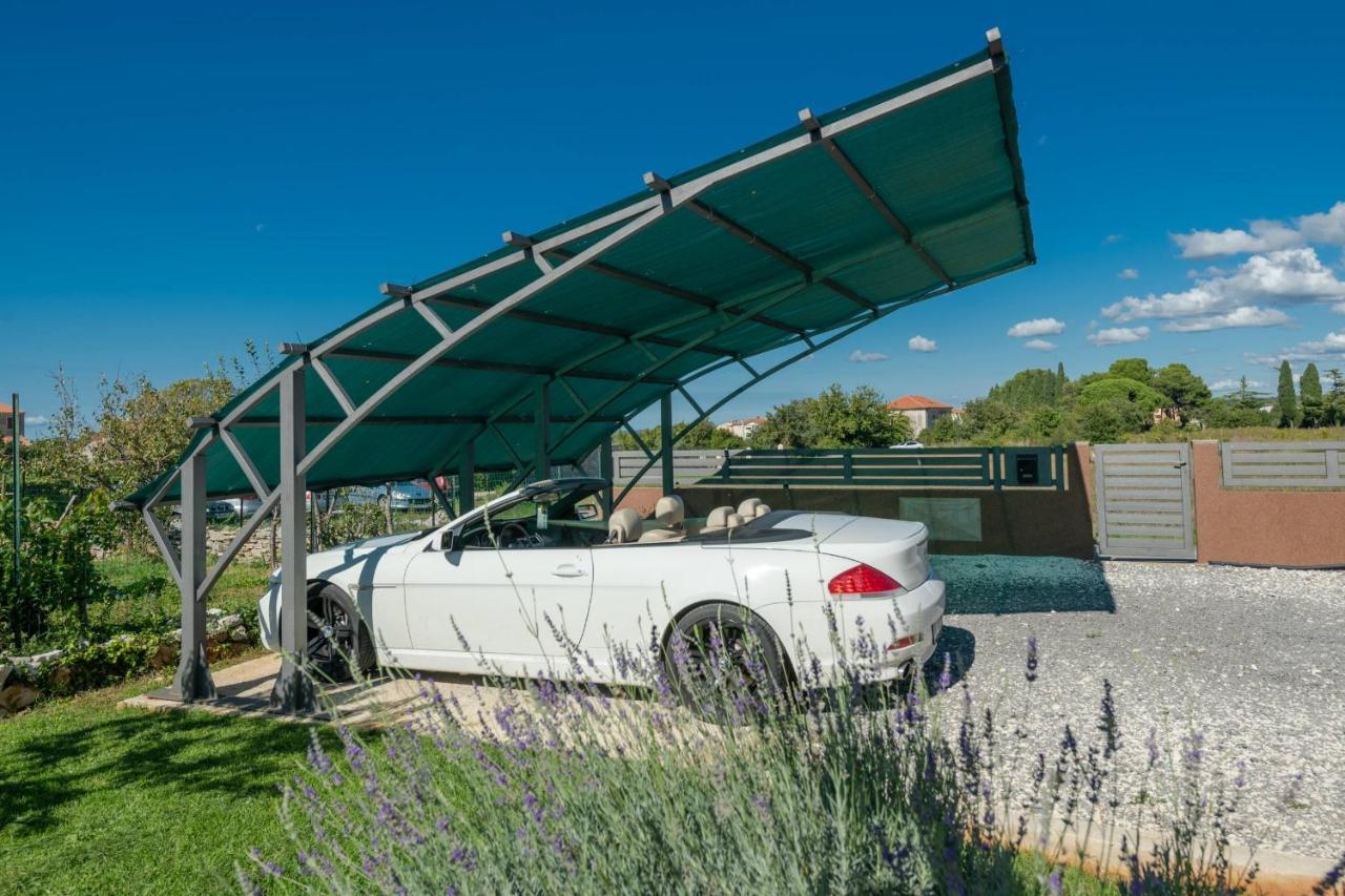 Bobo Family House With Pool Vila Vodnjan Exterior foto