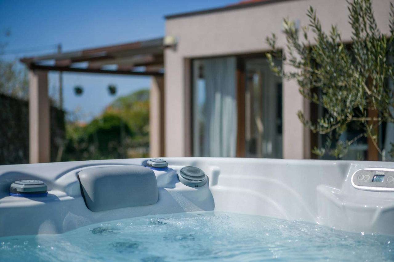 Bobo Family House With Pool Vila Vodnjan Exterior foto